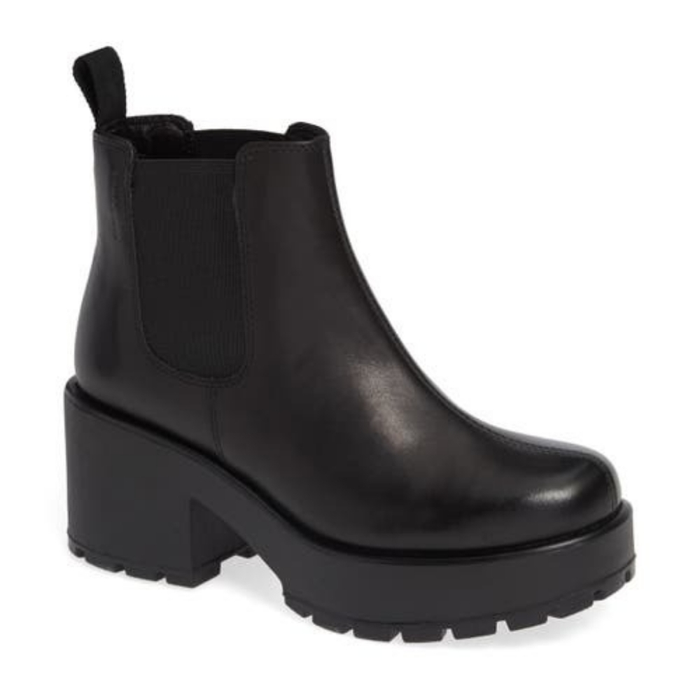 NWOT Vagabond Black Genuine Leather Dioon Platform Chelsea Booties
